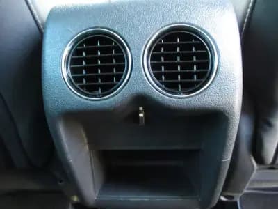 Sell Peugeot 3008 2016 - 13990 EUR, 143000 km - AUTO.MOTO.pt