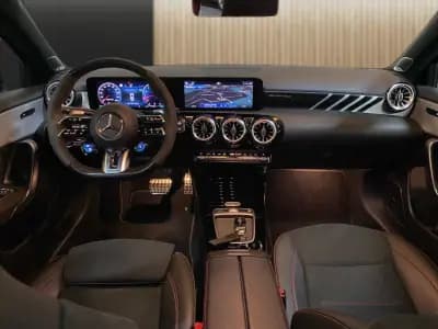 Vendo Mercedes-Benz A 45 AMG 2023 - 64950 EUR, 62814 km - AUTO.MOTO.pt