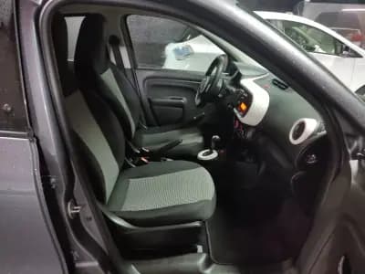 Sell Renault Twingo 2021 - 9900 EUR, 100000 km - AUTO.MOTO.pt