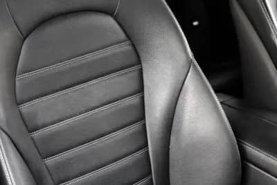 Sell Mercedes-Benz GLC 250 2017 - 36990 EUR, 179000 km - AUTO.MOTO.pt