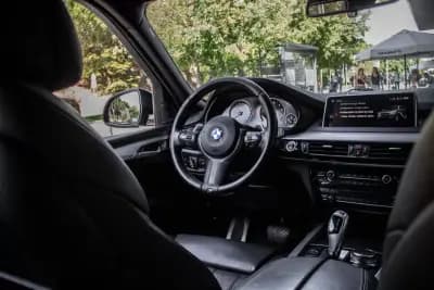 Sell BMW X5 2018 - 31000 EUR, 155206 km - AUTO.MOTO.pt