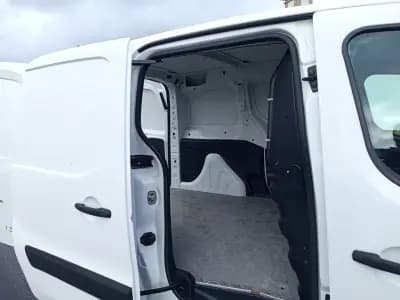 Sell Citroën e-Berlingo 2019 - 9490 EUR, 24500 km - AUTO.MOTO.pt