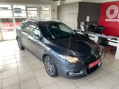Sell Renault Mégane Sport Tourer 2010 - 4990 EUR, 340390 km - AUTO.MOTO.pt