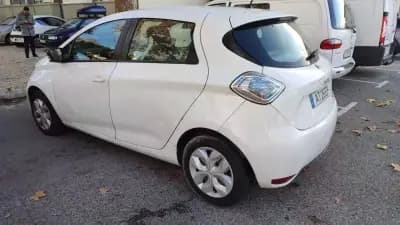 Vendo Renault Zoe 2019 - 9499 EUR, 120000 km - AUTO.MOTO.pt