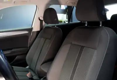 Vendo Volkswagen T-Roc 2023 - 21990 EUR, 70000 km - AUTO.MOTO.pt