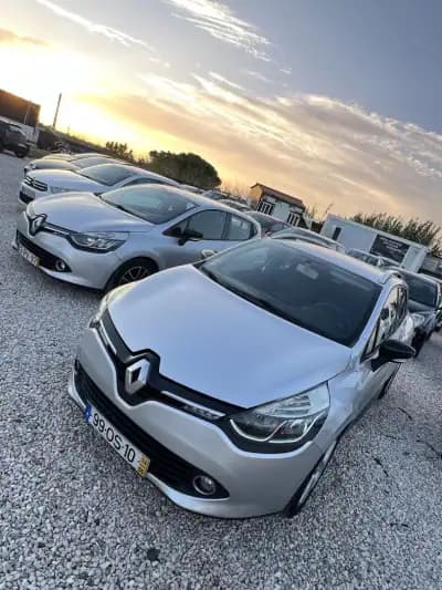 Sell Renault Clio Sport Tourer 2014 - 8250 EUR, 235000 km - AUTO.MOTO.pt