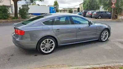 Vendo Audi A5 Sportback 2016 - 23980 EUR, 159375 km - AUTO.MOTO.pt