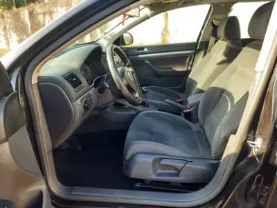 Vendo Volkswagen Golf 2009 - 7950 EUR, 270581 km - AUTO.MOTO.pt