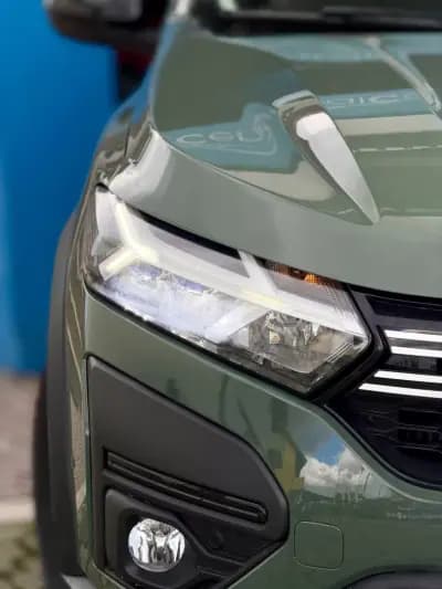 Sell Dacia Jogger 2023 - 17950 EUR, 69000 km - AUTO.MOTO.pt