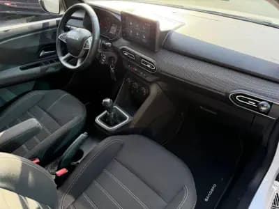 Sell Dacia Sandero 2024 - 17900 EUR, 38000 km - AUTO.MOTO.pt