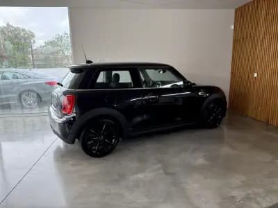 Vendo MINI One 2016 - 12999 EUR, 132000 km - AUTO.MOTO.pt