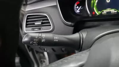 Vendo Renault Talisman 2016 - 14990 EUR, 107000 km - AUTO.MOTO.pt