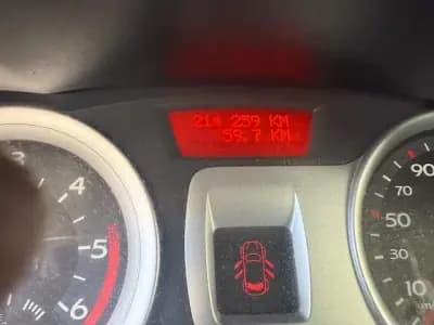 Vendo Renault Clio Break 2008 - 4900 EUR, 215000 km - AUTO.MOTO.pt