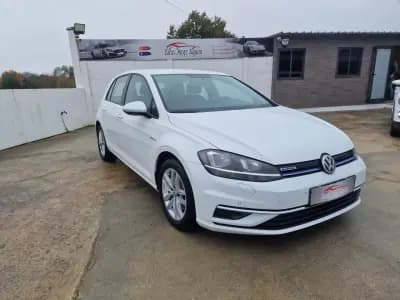 Vendo Volkswagen Golf 2019 - 18999 EUR, 139668 km - AUTO.MOTO.pt
