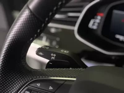 Vendo Audi SQ8 2019 - 99950 EUR, 49398 km - AUTO.MOTO.pt