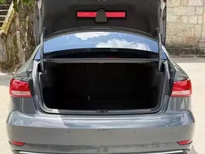 Sell Audi A3 Limousine 2017 - 16990 EUR, 203000 km - AUTO.MOTO.pt