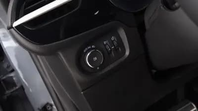 Sell Opel Corsa 2025 - 19900 EUR, 25000 km - AUTO.MOTO.pt