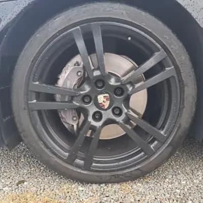 Vendo Porsche Panamera 2013 - 41500 EUR, 113000 km - AUTO.MOTO.pt