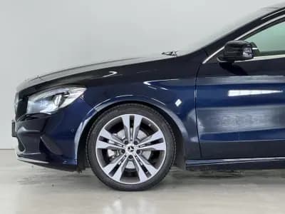 Vendo Mercedes-Benz CLA 180 2018 - 21950 EUR, 77215 km - AUTO.MOTO.pt
