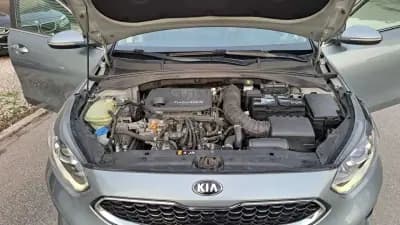 Vendo Kia Ceed SW 2018 - 12890 EUR, 154828 km - AUTO.MOTO.pt