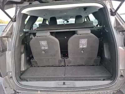 Vendo Peugeot 5008 2022 - 18990 EUR, 101202 km - AUTO.MOTO.pt