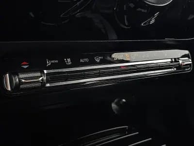 Vendo Mercedes-Benz A 250e 2021 - 26450 EUR, 94000 km - AUTO.MOTO.pt