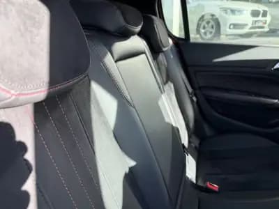 Sell Peugeot 308 2015 - 19500 EUR, 120000 km - AUTO.MOTO.pt