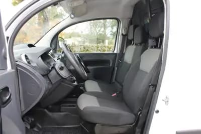 Vendo Renault Kangoo 2019 - 11900 EUR, 135000 km - AUTO.MOTO.pt