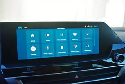 Vendo Citroën C4 2023 - 20900 EUR, 17652 km - AUTO.MOTO.pt