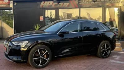 Vendo Audi e-tron 2019 - 27990 EUR, 99000 km - AUTO.MOTO.pt