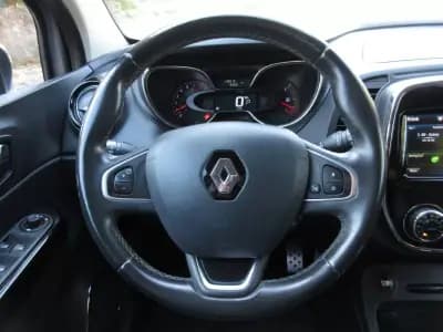 Vendo Renault Captur 2016 - 12990 EUR, 148000 km - AUTO.MOTO.pt