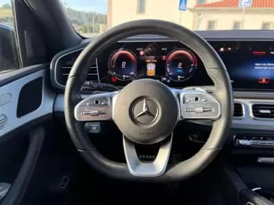 Vendo Mercedes-Benz GLE 350 2021 - 53999 EUR, 137500 km - AUTO.MOTO.pt