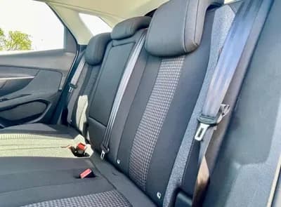 Vendo Peugeot 3008 2019 - 19480 EUR, 71800 km - AUTO.MOTO.pt