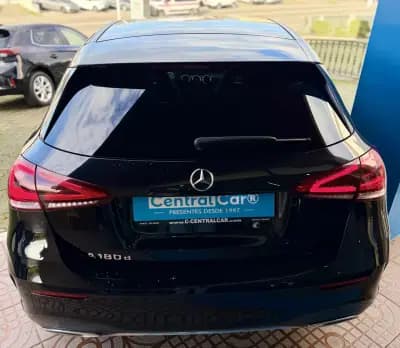 Vendo Mercedes-Benz A 180 2019 - 27950 EUR, 79000 km - AUTO.MOTO.pt