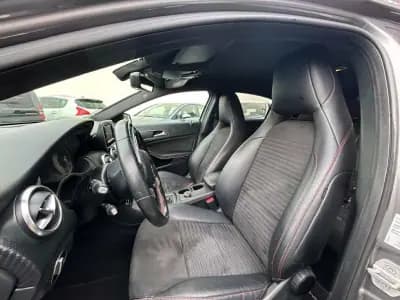 Vendo Mercedes-Benz A 180 2015 - 16990 EUR, 179000 km - AUTO.MOTO.pt