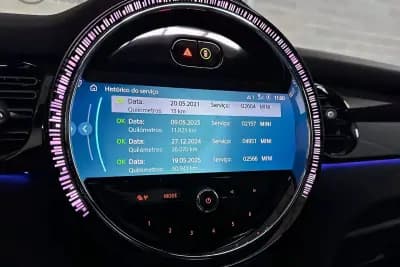 Vendo MINI 2021 - 26950 EUR, 34244 km - AUTO.MOTO.pt