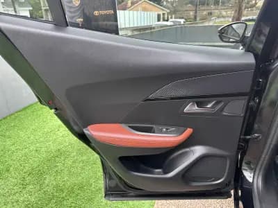 Vendo Peugeot 2008 2021 - 16900 EUR, 130000 km - AUTO.MOTO.pt