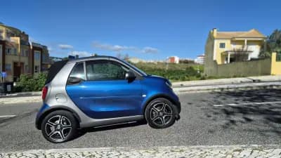 Vendo Smart Fortwo Cabrio 2018 - 15480 EUR, 38000 km - AUTO.MOTO.pt