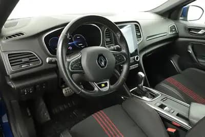Vendo Renault Mégane 2021 - 18000 EUR, 85771 km - AUTO.MOTO.pt