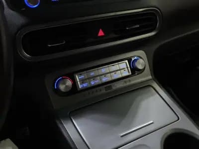 Sell Hyundai Kauai 2022 - 19490 EUR, 43000 km - AUTO.MOTO.pt