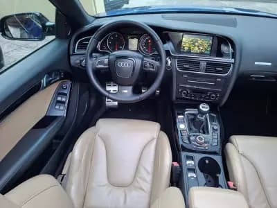 Vendo Audi A5 Cabrio 2009 - 17500 EUR, 234000 km - AUTO.MOTO.pt