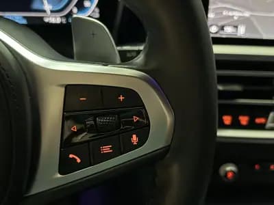 Vendo BMW 330e 2021 - 32490 EUR, 152987 km - AUTO.MOTO.pt