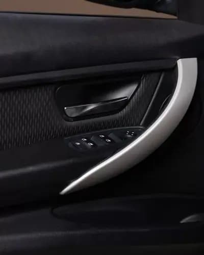 Sell BMW 316 2013 - 15950 EUR, 160000 km - AUTO.MOTO.pt