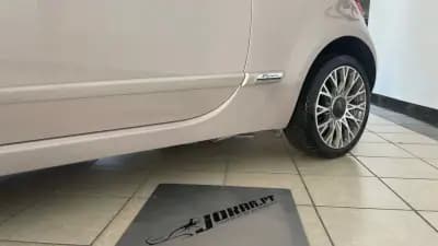 Vendo Fiat 500 2021 - 12990 EUR, 59000 km - AUTO.MOTO.pt