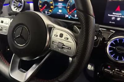 Vendo Mercedes-Benz A 250 Limousine 2022 - 31950 EUR, 32438 km - AUTO.MOTO.pt