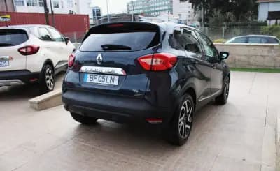 Sell Renault Captur 2015 - 12990 EUR, 130000 km - AUTO.MOTO.pt