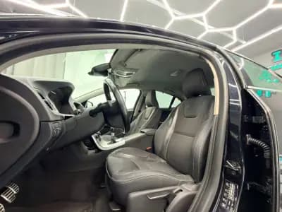 Vendo Volvo S60 2011 - 8999 EUR, 221000 km - AUTO.MOTO.pt