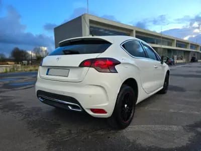 Vendo Citroën C4 2012 - 7500 EUR, 166700 km - AUTO.MOTO.pt