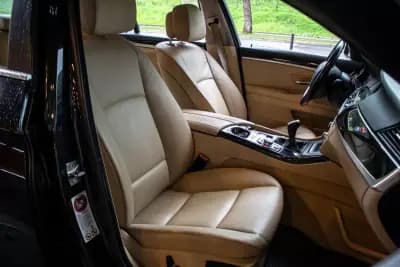 Vendo BMW 520 2010 - 11990 EUR, 252182 km - AUTO.MOTO.pt