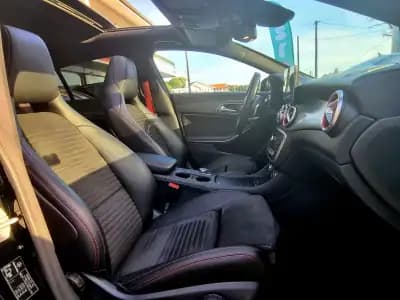 Sell Mercedes-Benz CLA 220 2017 - 27900 EUR, 190000 km - AUTO.MOTO.pt